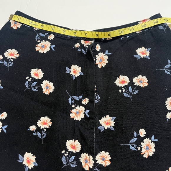 Bundle of 2 Skirts Size 26 - Picture 6 of 9